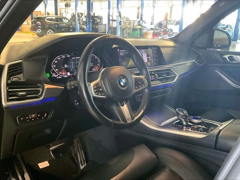 Used 2020 BMW X5 M50i w/ Executive Package AWD/4WD image 16
