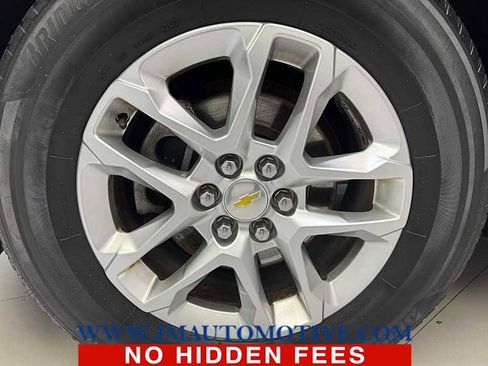 Used 2019 Chevrolet Traverse LT image 9