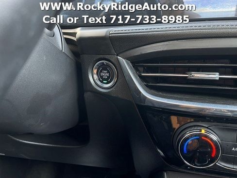 Used 2024 Buick Encore GX Sport Touring AWD/4WD image 19