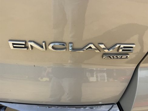 Used 2012 Buick Enclave Leather AWD/4WD image 45