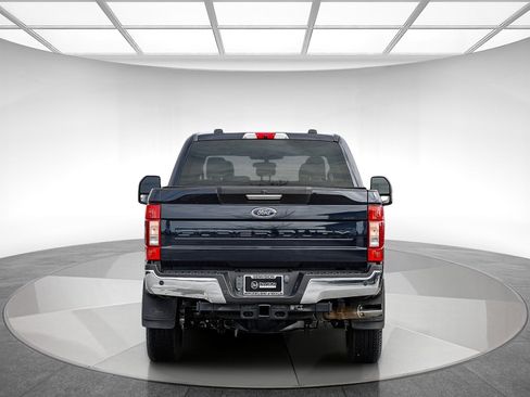 Used 2021 Ford F250 XLT w/ XLT Premium Package image 3