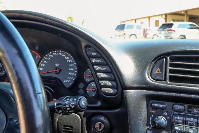 Used 1998 Chevrolet Corvette Coupe w/ Roof Pkg RWD image 67