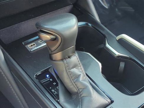 Used 2024 Lexus ES 350 w/ Premium Package image 11