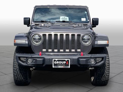 Used 2018 Jeep Wrangler Unlimited Rubicon w/ Dual Top Group AWD/4WD image 3