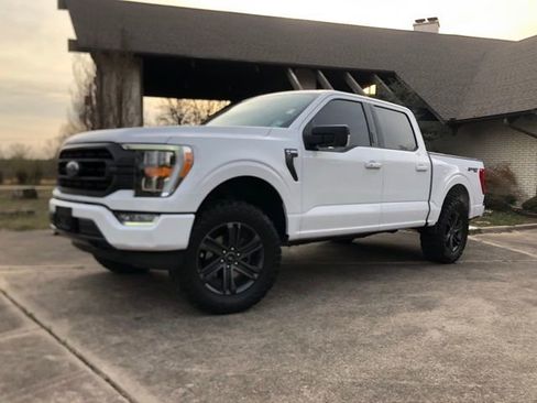 Used 2021 Ford F150 XLT w/ Equipment Group 302A High image 7