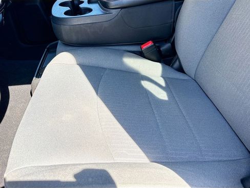 Used 2021 RAM 1500 Classic SLT image 18