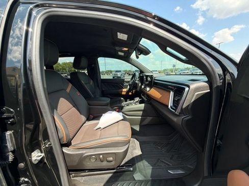 Used 2023 GMC Canyon AT4 w/ AT4 Premium Package AWD/4WD image 22