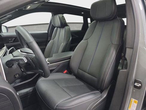 Certified 2024 Cadillac Lyriq Luxury image 12