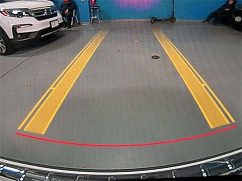 Used 2021 Mercedes-Benz GLA 250 4MATIC image 25