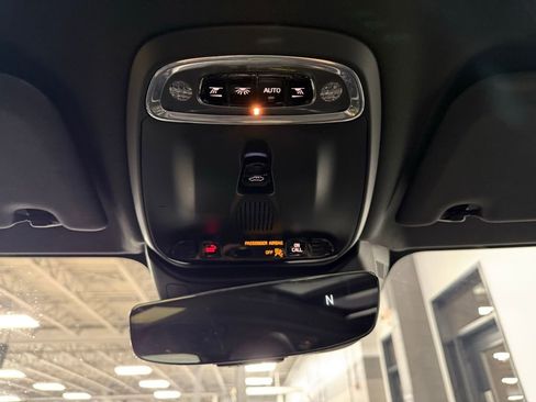 Used 2020 Volvo S60 T6 Inscription image 15