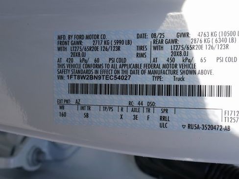 New 2026 Ford F250 Lariat w/ Chrome Package image 28