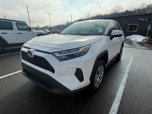 Used 2023 Toyota RAV4 LE image 3