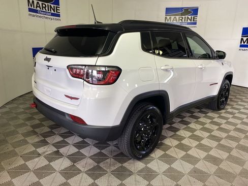 Used 2023 Jeep Compass Trailhawk w/ Sun and Sound Group AWD/4WD image 13