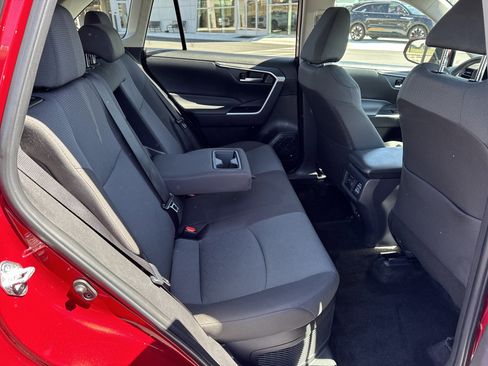 Used 2025 Toyota RAV4 XLE w/ Convenience Package image 15