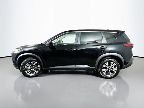 Used 2023 Nissan Rogue SV image 4