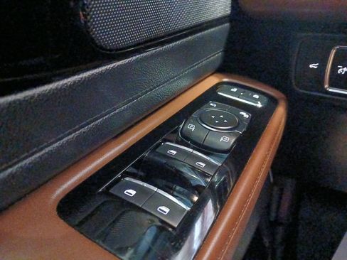 Used 2022 Lincoln Aviator Reserve w/ Elements Package Plus RWD image 19