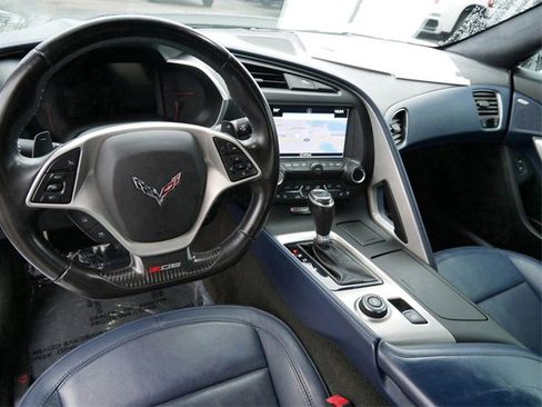 Used 2016 Chevrolet Corvette Z06 w/ 3LZ Preferred Equipment Group image 12