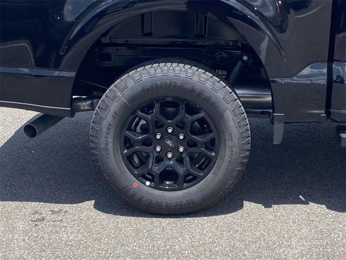 New 2025 Ford F150 XLT w/ Equipment Group 302A MID image 9