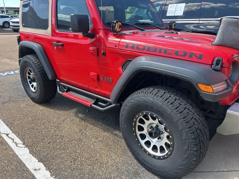 Used 2021 Jeep Wrangler Rubicon AWD/4WD image 5