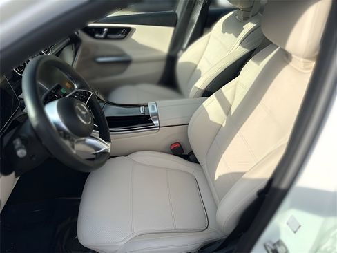 New 2025 Mercedes-Benz C 300 4MATIC Sedan image 11