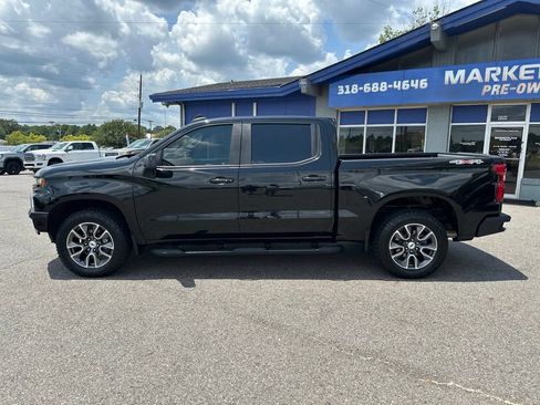 Used 2021 Chevrolet Silverado 1500 RST AWD/4WD image 3