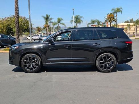 Used 2025 Lexus TX 500h AWD w/ Technology Package image 8