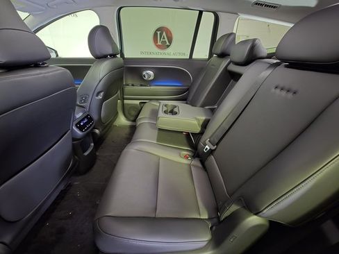 New 2026 Hyundai Ioniq 9 SEL image 11