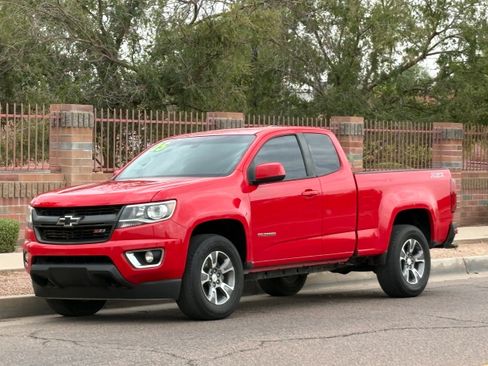 Used 2015 Chevrolet Colorado Z71 RWD image 1