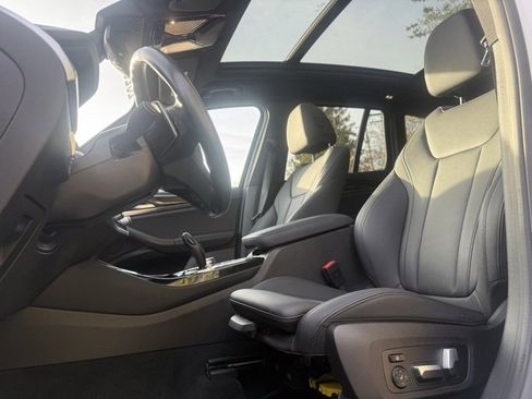 Used 2020 BMW X3 xDrive30i w/ Convenience Package image 10