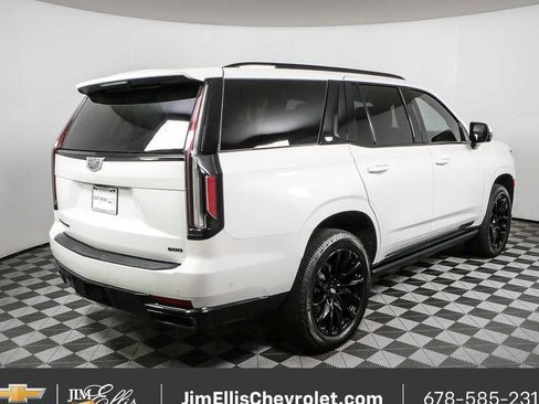 Certified 2023 Cadillac Escalade Sport Platinum w/ LPO, ONYX Package AWD/4WD image 3