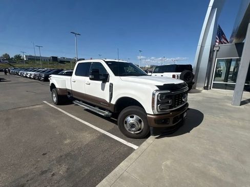 Used 2024 Ford F350 Lariat AWD/4WD image 2