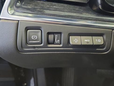 Used 2021 Cadillac XT5 Premium Luxury AWD/4WD image 29
