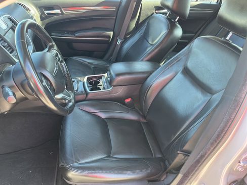 Used 2021 Chrysler 300 Touring L image 17