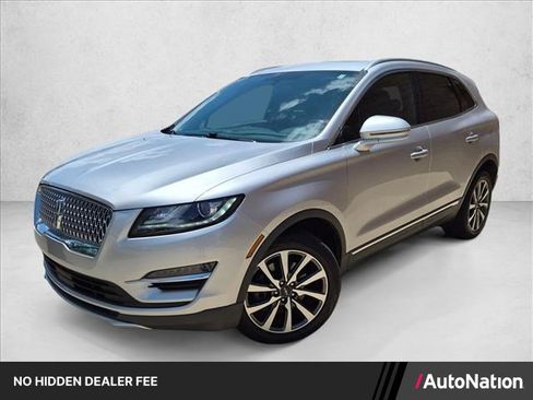 Used 2019 Lincoln MKC Reserve FWD image 1