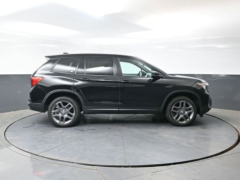 Used 2023 Honda Passport EX-L image 3