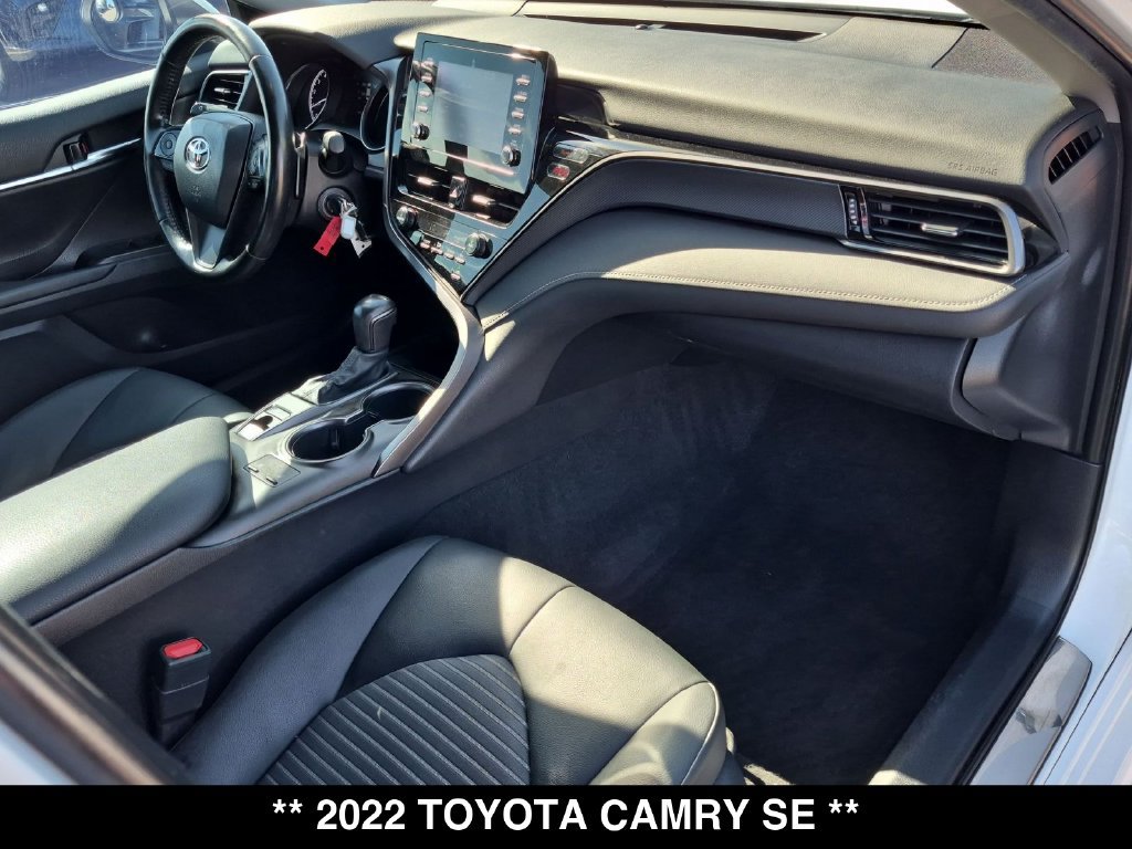 Used 2022 Toyota Camry SE AWD/4WD image 32