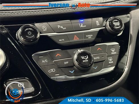 New 2026 Chrysler Pacifica Select image 23