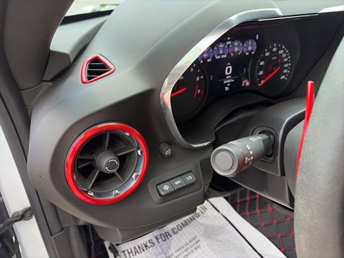 Used 2019 Chevrolet Camaro ZL1 RWD image 44