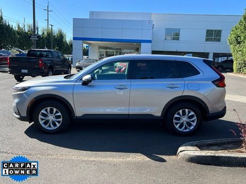 Used 2025 Honda CR-V LX image 4