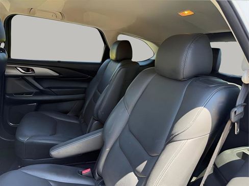 Used 2021 MAZDA CX-9 Touring w/ Touring Premium Package FWD image 26