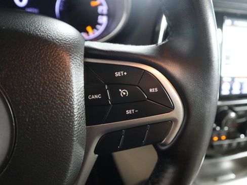 Used 2021 Jeep Grand Cherokee Limited w/ Luxury Group II AWD/4WD image 28