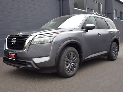 New 2025 Nissan Pathfinder SV