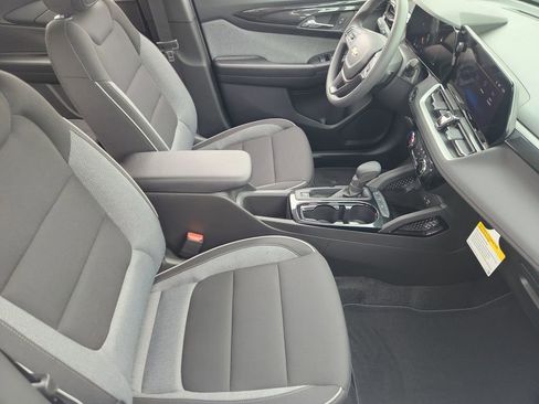 New 2026 Chevrolet TrailBlazer LT FWD image 10