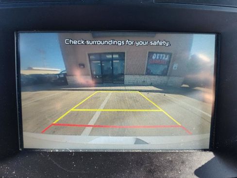 Used 2018 Kia Soul + FWD image 23
