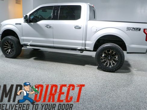 Used 2018 Ford F150 XLT w/ Equipment Group 302A Luxury AWD/4WD image 10