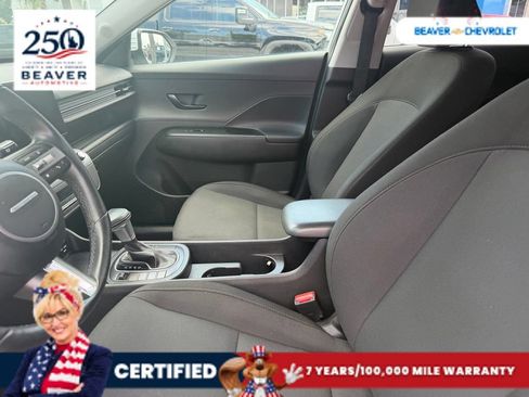 Used 2024 Hyundai Kona SEL AWD/4WD image 8
