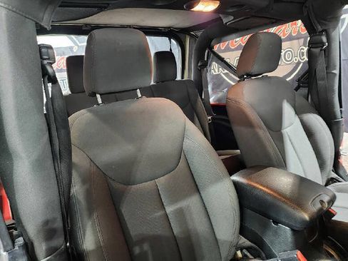 Used 2018 Jeep Wrangler Sport image 11