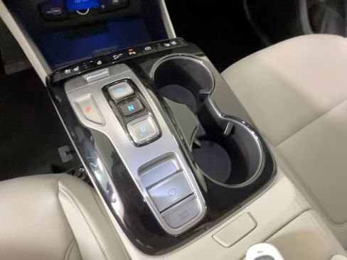 Certified 2023 Hyundai Tucson Limited AWD/4WD image 27