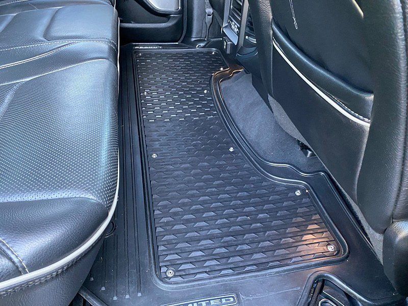 Used 2019 RAM 1500 Limited AWD/4WD image 37