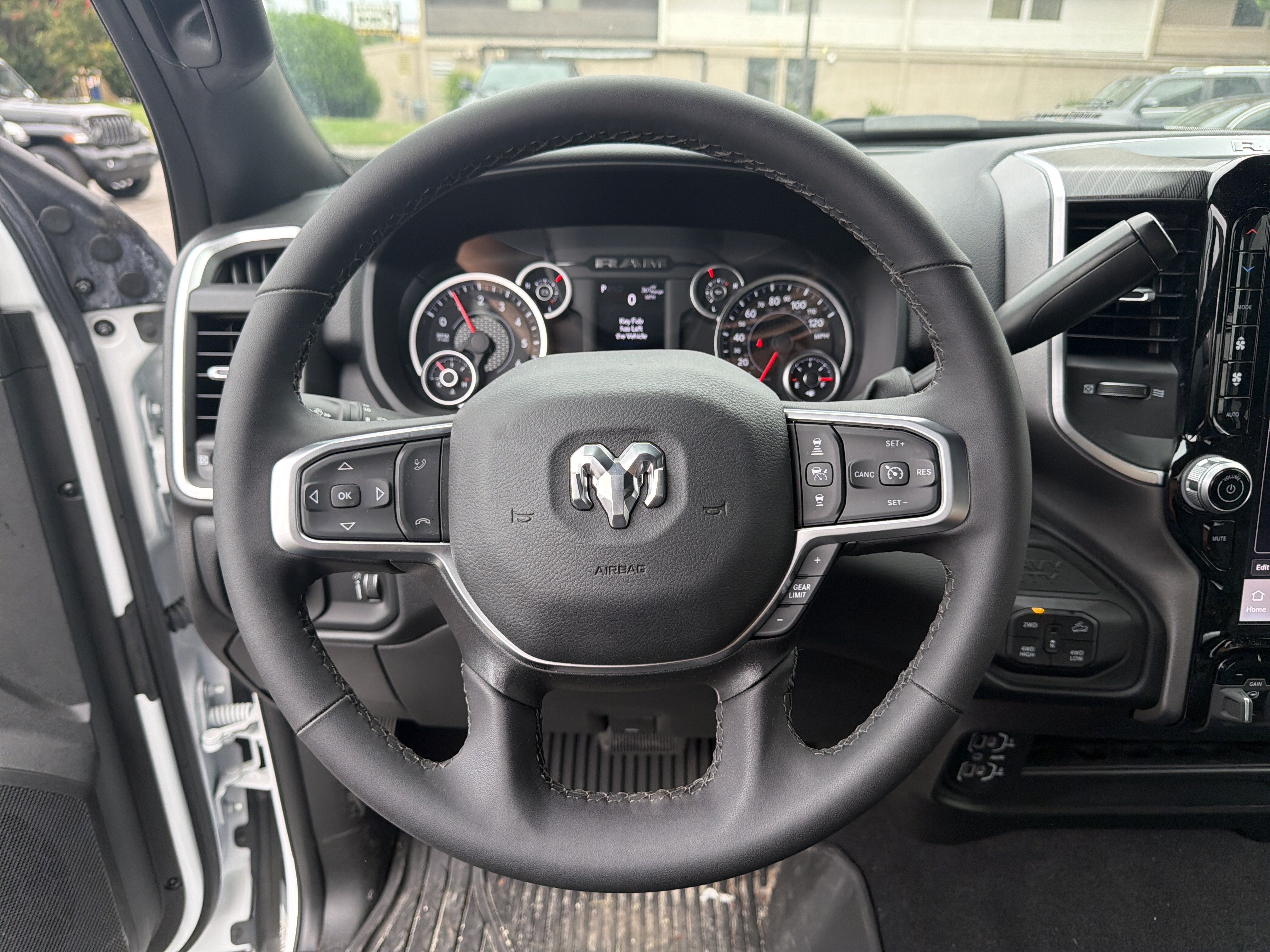 Used 2025 RAM 2500 Big Horn AWD/4WD image 16